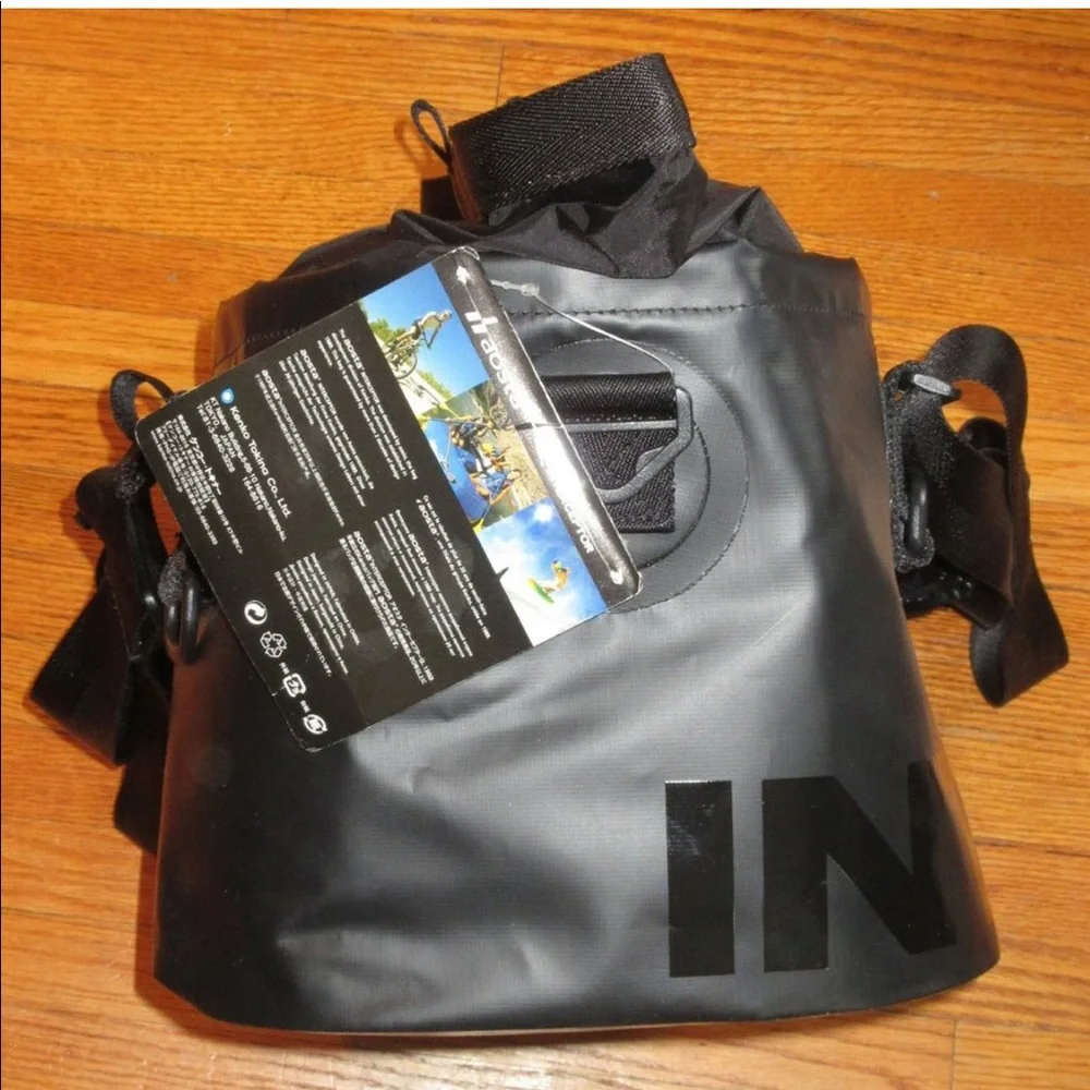 Camera Bag - Picture 5 of 12